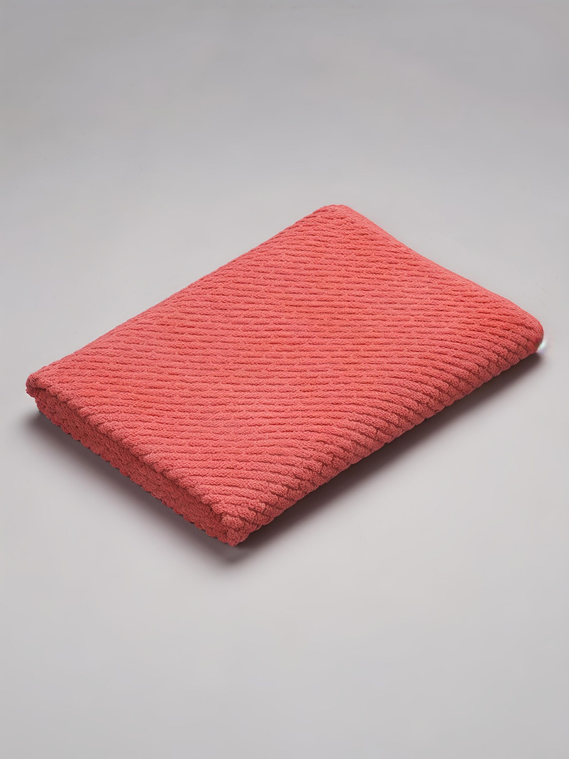 spaces genesis bath towel-Coral Red