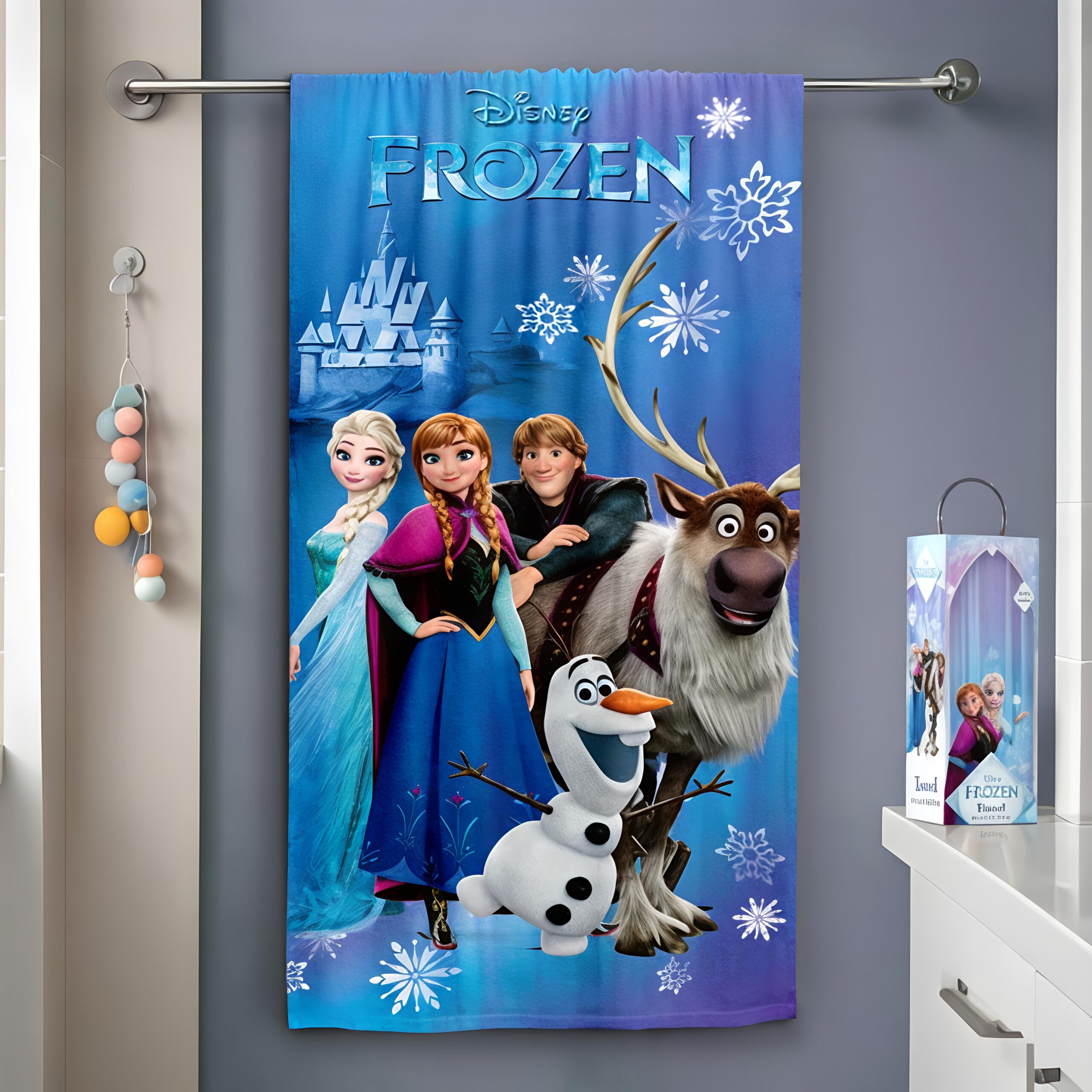 Disney Frozen Character Bath Towel